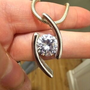 Lia Sophia Star Light Pendant necklace